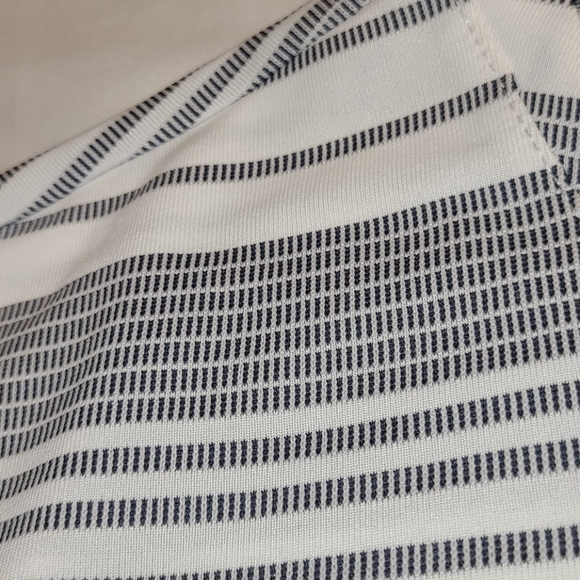 Alfani stretch V-neck geo white t-shirt - Picture 8 of 16